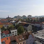 - 1+1 * Slaný